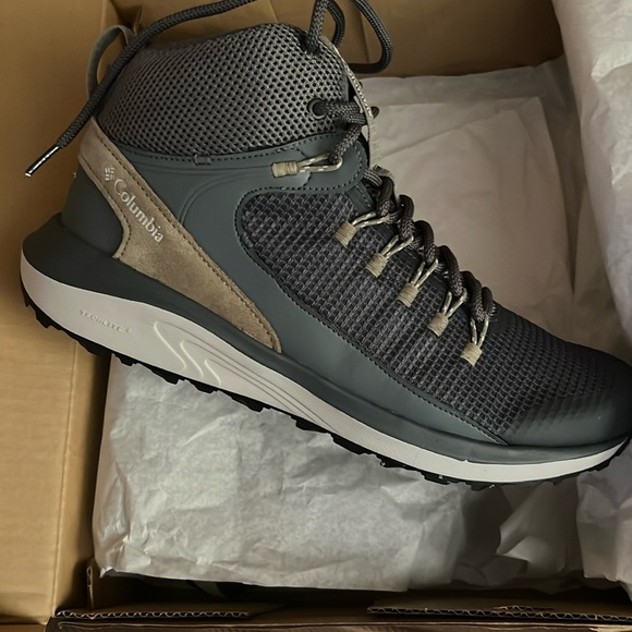 Columbia boots NWT main image 5